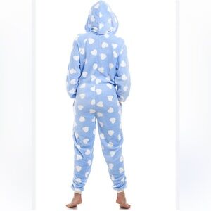 Francesca's Collections Blue Heart Pajama Set